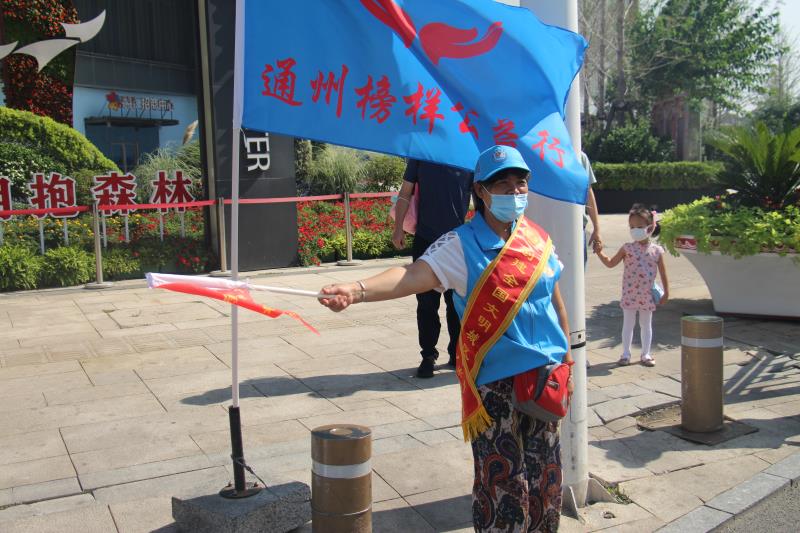 <strong>黄色视频日逼网</strong>